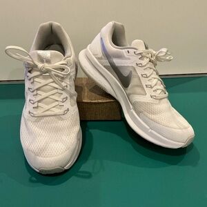 Nike Run Swift 3 Women’s Running Shoes Size 9